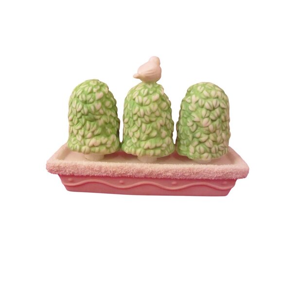 Dept 56 Vintage Christmas Topiary With Bird Accent - Picture 2 of 2